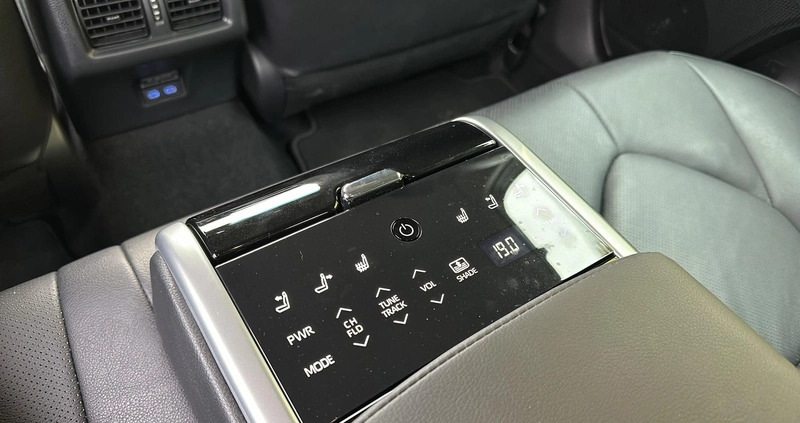 Toyota Camry cena 191900 przebieg: 11805, rok produkcji 2022 z Wilamowice małe 497